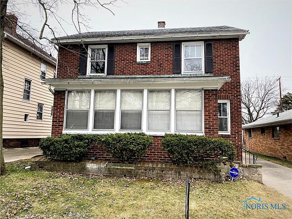 2nd image of 2933 Northwood Ave