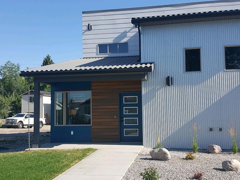 2nd image of 2020 A Burlington Ave