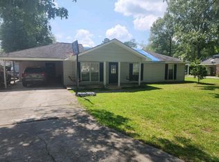 29666 S Red Oak Rd, Livingston, LA 70754