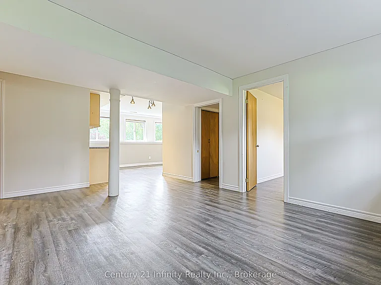 7 Robmar St — Photo 30