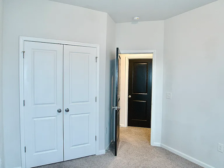 153 Enterprise Dr — Photo 37