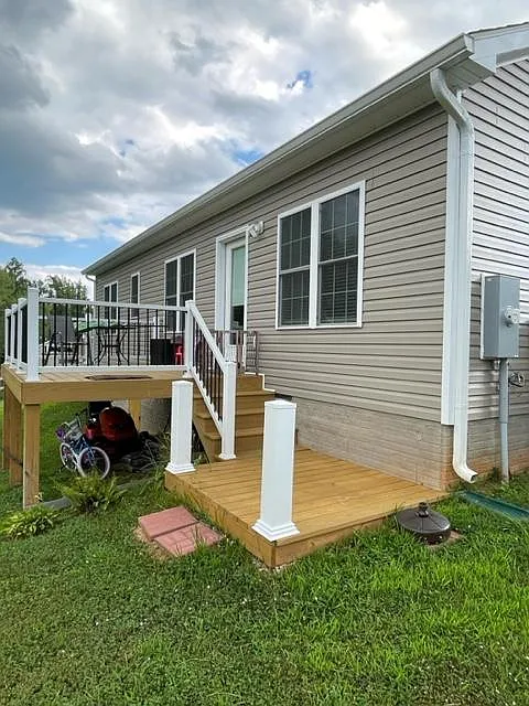 3 bed, 1420 sqft, $2,200 — Photo 2