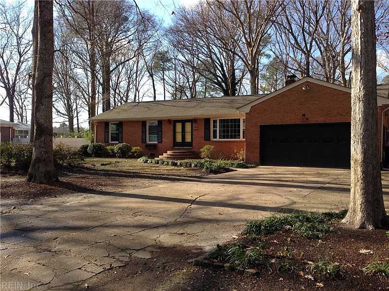 1st image of 1221 Candlewood Dr
