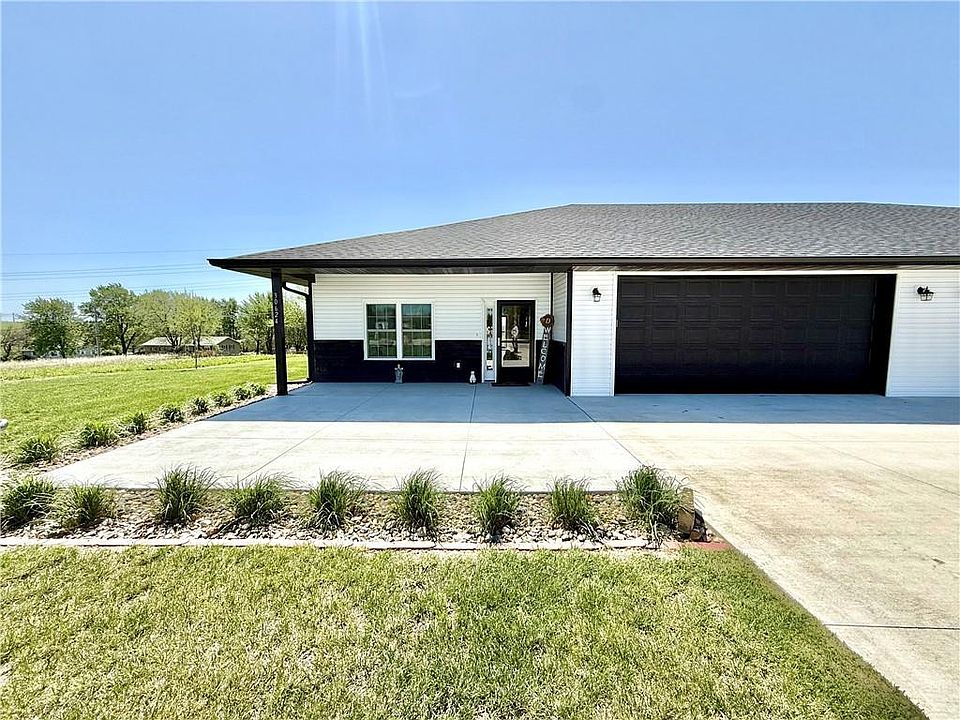 1st image of 30622 Porter Dr