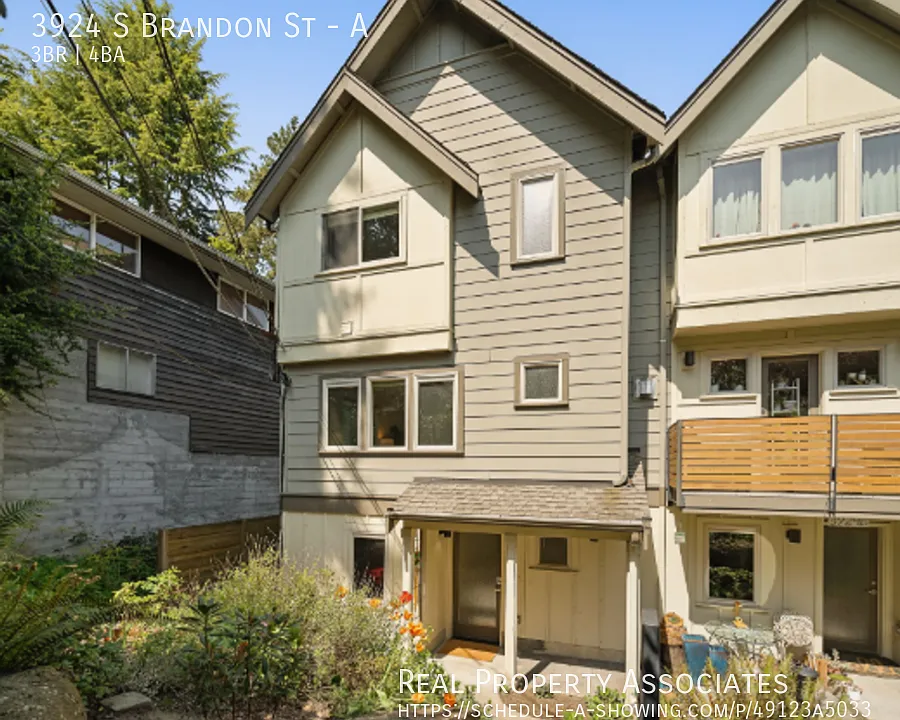 3924 S Brandon St #A
