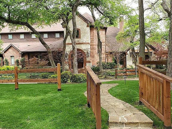 3rd image of 404 Forest River Cir
