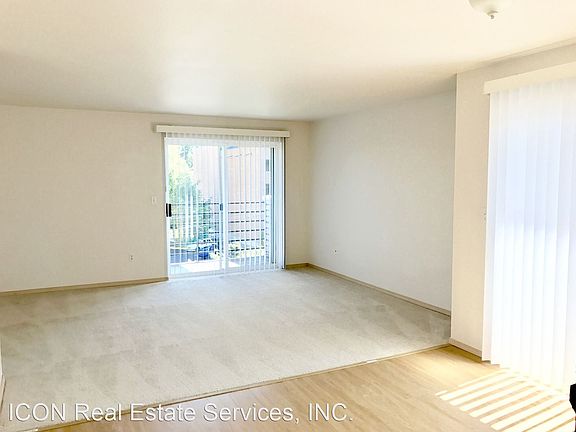2nd image of 2021 NE 90th St #5673592