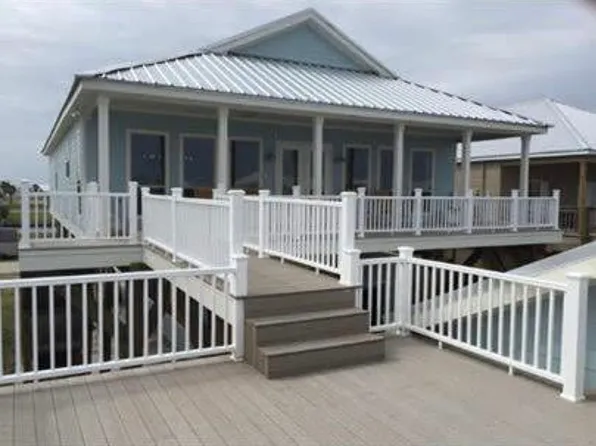 3008 Rebecca Ln, Grand Isle, LA 70358