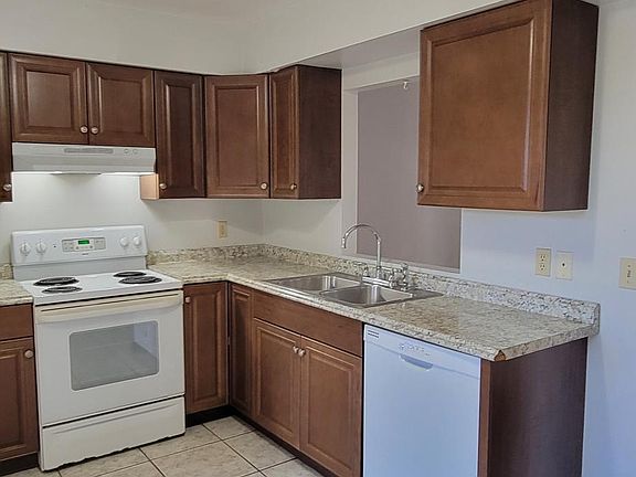 3rd image of 4454 Frankie Ct #4454