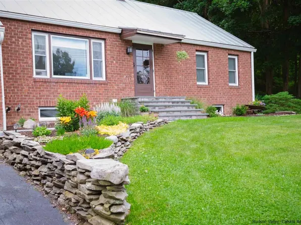 592 Hurley Avenue, Hurley, NY 12443