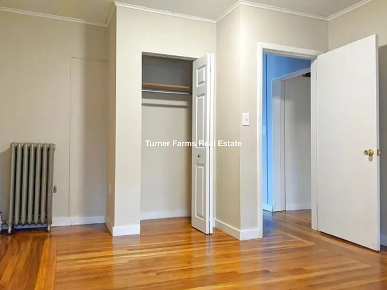 60 Buzzells Ln — Photo 3