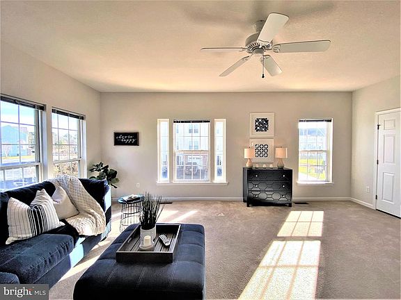 4th image of 31 Pier Point Dr #41