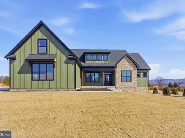 Oxbow Ct, Harpers Ferry, WV 25425