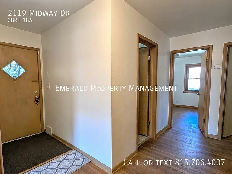 2119 Midway Dr — Photo 10