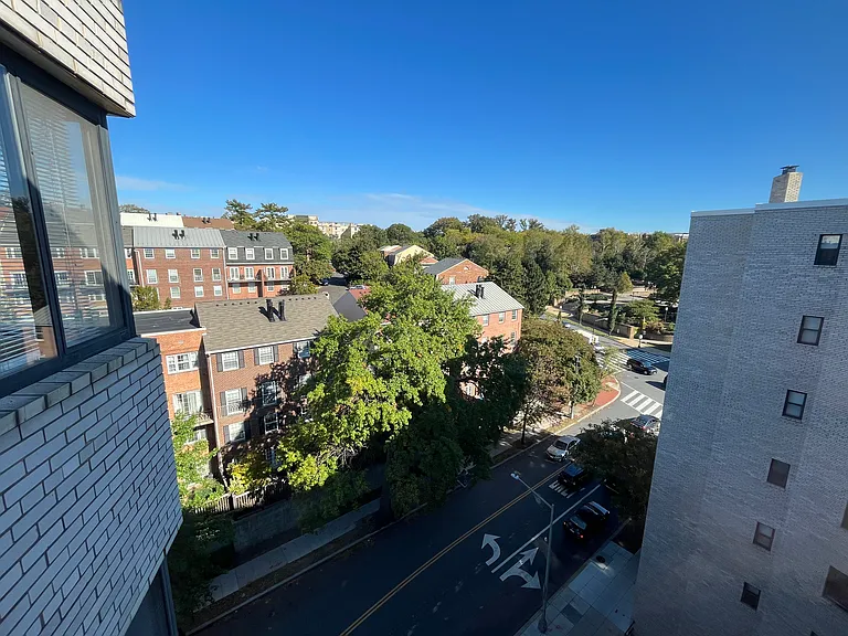 Washington House — Photo 29