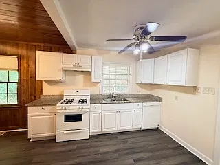 1231 Meriwether Street - 1 — Photo 2