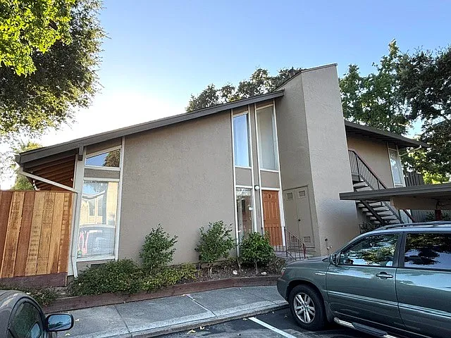 3 Massolo Dr — Photo 1