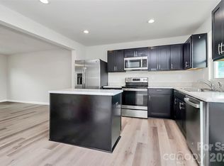 6320 Cutwater Cir, Charlotte, NC