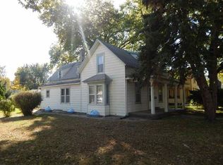 1903 11th St, Columbus, NE 68601