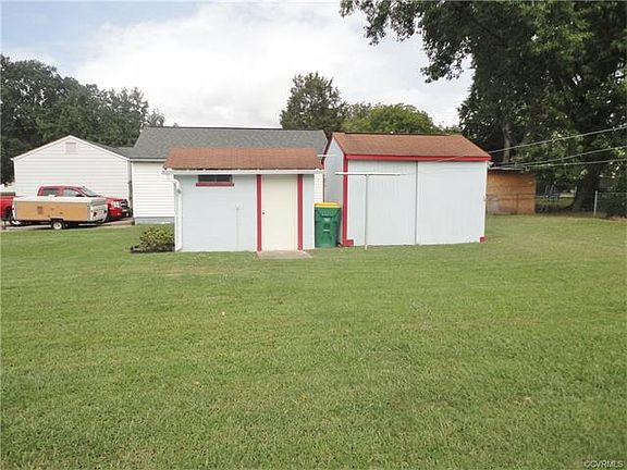 4th image of 2607 Johnson St