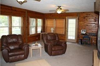 4th image of 5 Crestview Dr