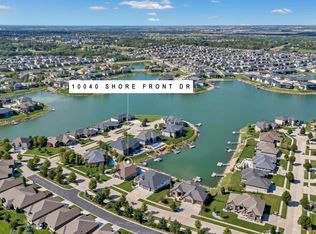 10040 Shore Front Dr, Lincoln, NE 68527