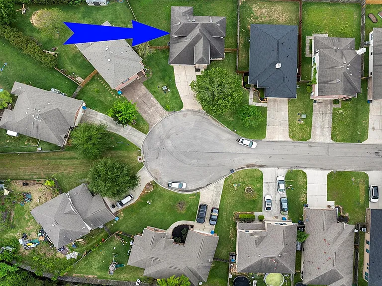18401 Sunrise Oaks Ct — Photo 28