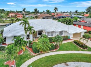 353 Grapewood Ct, Marco Island, FL 34145