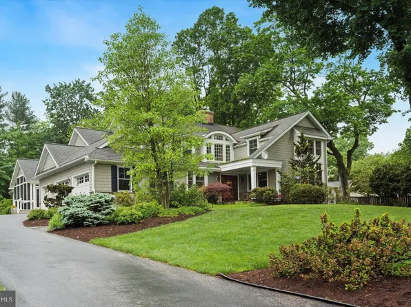 648 Spruce Ln, Berwyn, PA 19312