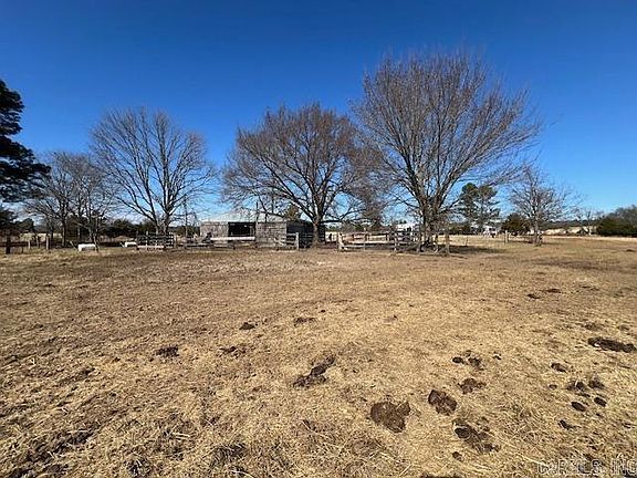 2nd image of 680 Norris Ln