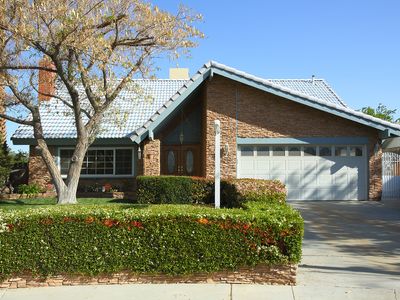 2063 Fob Cir, Lancaster, CA, 93536