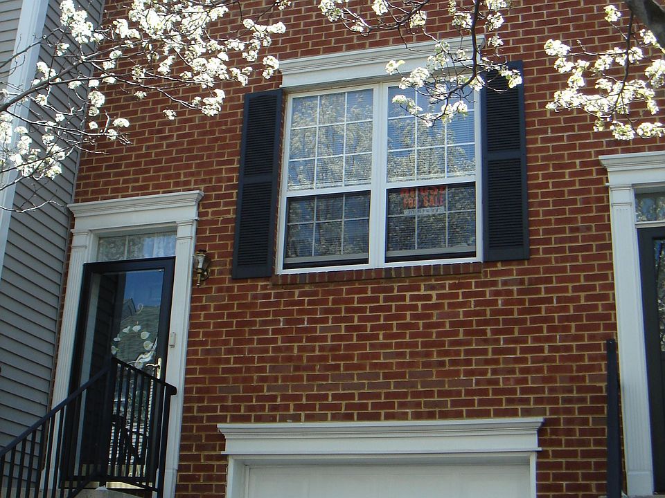 Brick-front Townhouse
