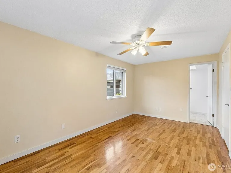 6202 84th St SW — Photo 25