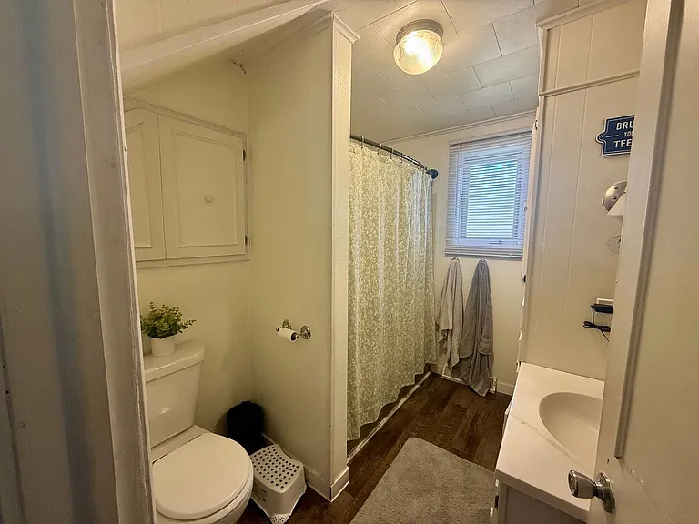 805 E Bridge St — Photo 9