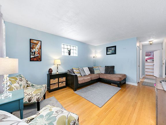 4th image of 1351 Heidorn Ave