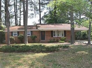 6343 Kincross Ave, Fayetteville, NC 28304