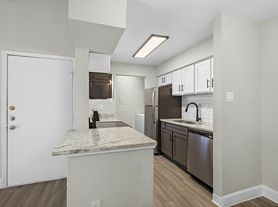 6Ten at Med Center Apartments