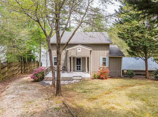 4000 Pine Shore Cir, Gainesville, GA 30501