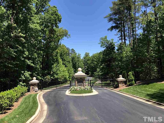 2nd image of 502 Royal Sunset Dr