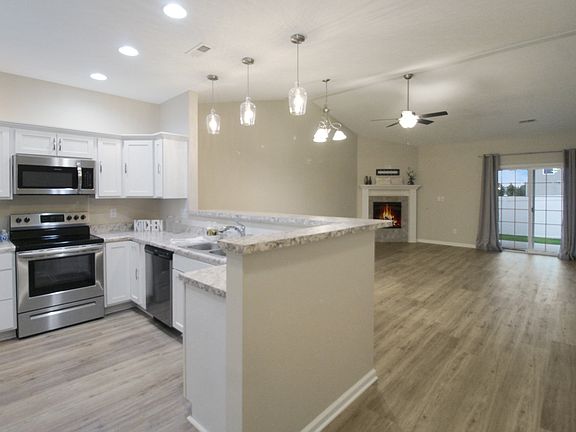 3rd image of 4232 Payne Dr #6