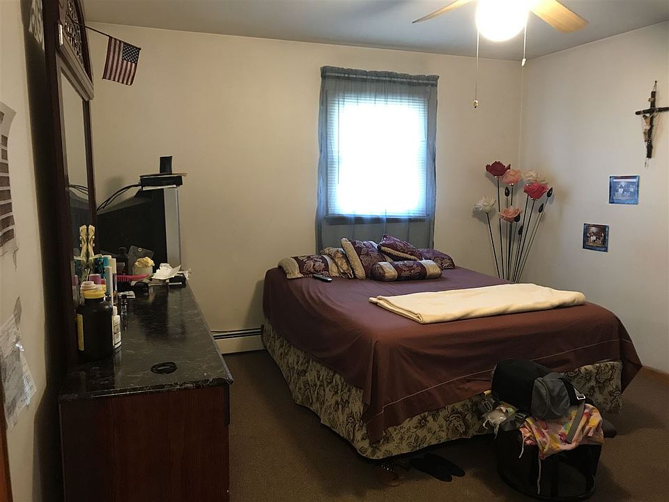 2nd image of 1512 72nd St