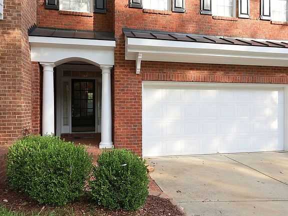 2nd image of 7204 Summit Waters Ln