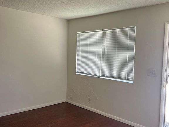 3rd image of 1236 W 11th St APT D