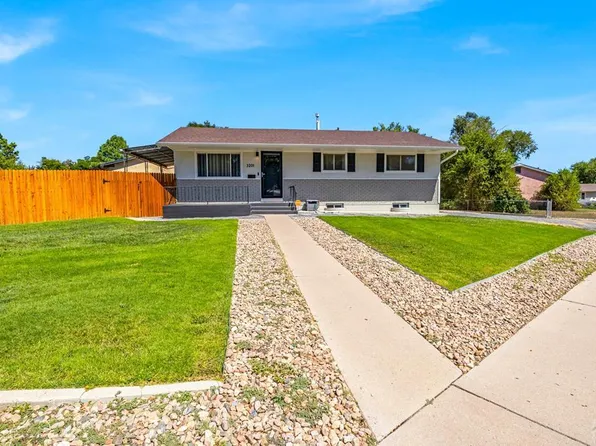 3201 Hollybrook Ln, Pueblo, CO 81005