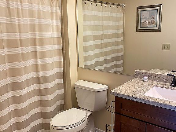 5th image of 421 Diamond Rock Cir