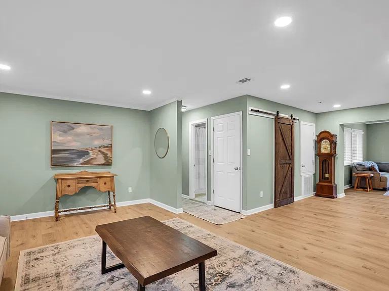 9 Hillyer Dr — Photo 9
