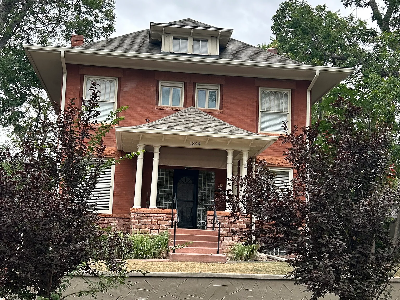 1 bed, 473 sqft, $1,045 — Photo 1