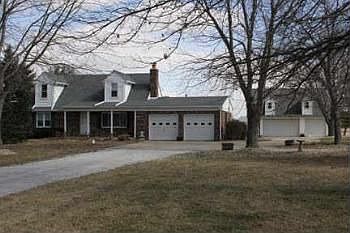 2nd image of 1699 N County Road 200 E