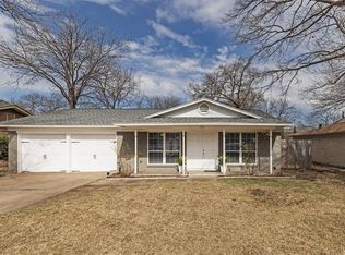 505 Southmoor Dr, Arlington, TX 76010