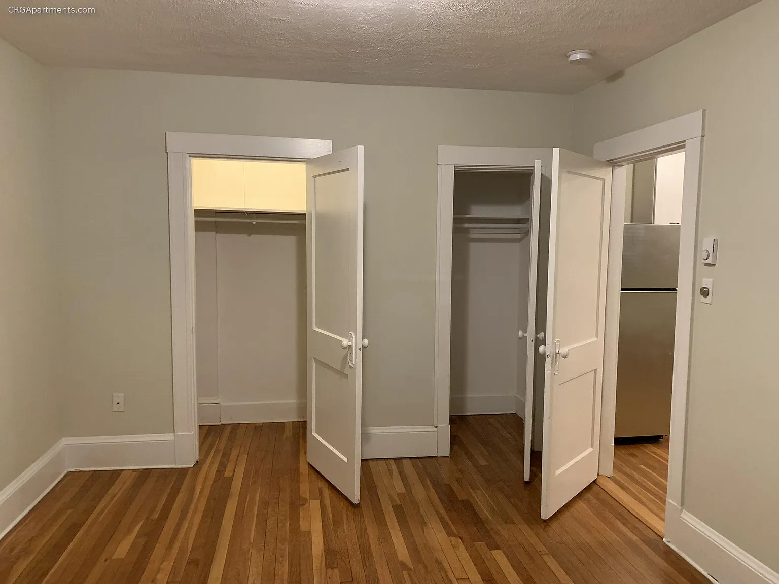 2 bed, 700 sqft, $3,450 — Photo 4